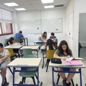 גיאומטריה אוקלידית(הנדסת המישור) 8 - מרובעים- תרגילי בסיס.