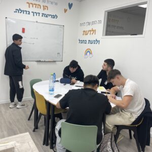גיאומטריה אוקלידית(הנדסת המישור) 3 - משפטי המשולשים  (חלק ב׳).