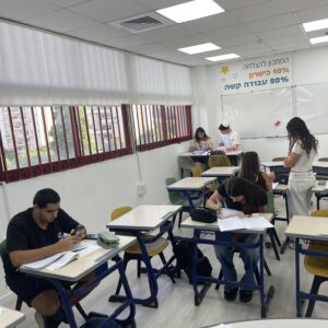 חדו״א 29 - אינטגרל לפי חילוק פולינומים.